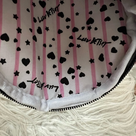 Betsey Johnson Heart and Star Patterned Fabric - Picture 6 of 9